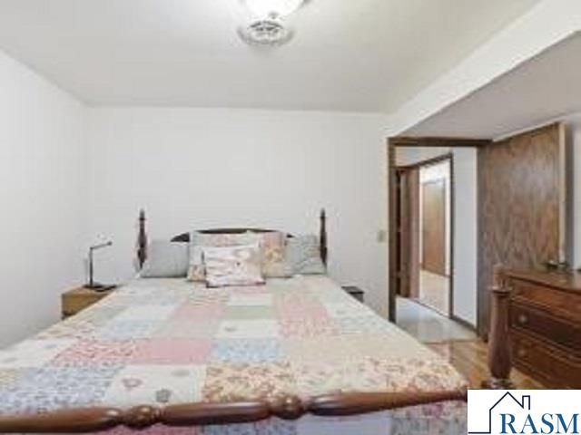 417 S Park Lane, Le Sueur, MN 56058