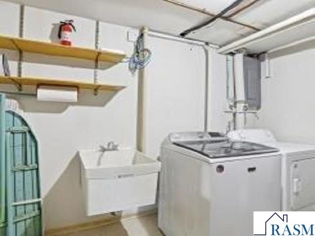 417 S Park Lane, Le Sueur, MN 56058