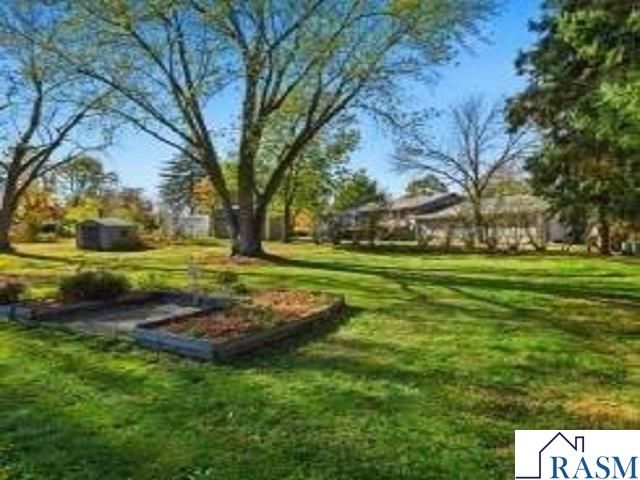 417 S Park Lane, Le Sueur, MN 56058