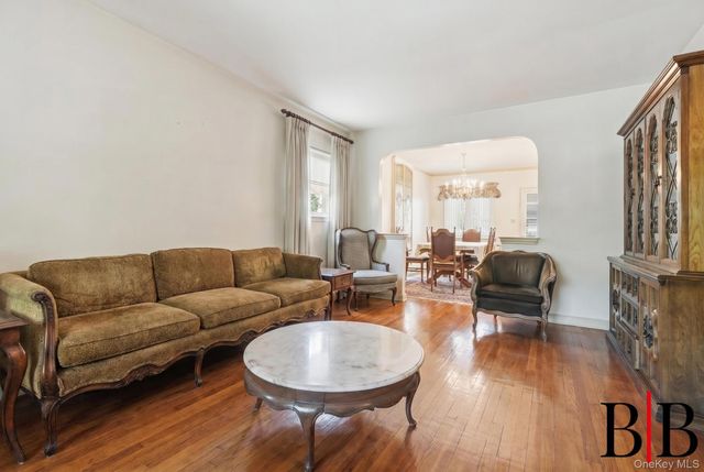 2612 E 28th Street, Brooklyn, NY 11235