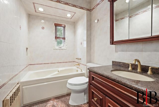 2612 E 28th Street, Brooklyn, NY 11235