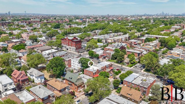 2612 E 28th Street, Brooklyn, NY 11235
