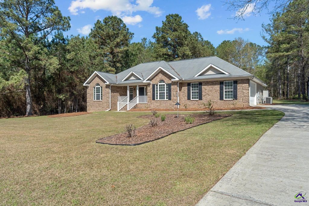 205 Welsh Trail, Macon, GA 31216