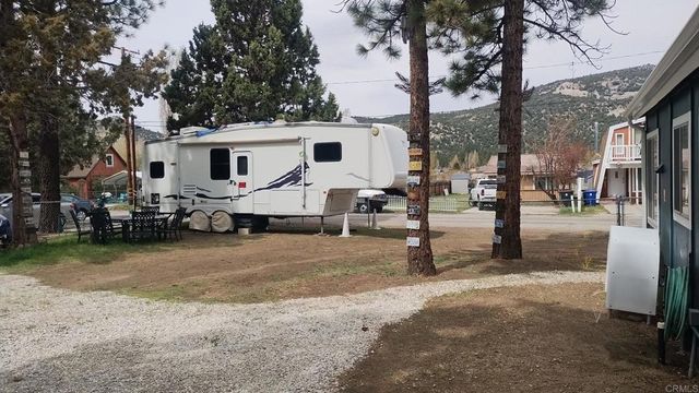 220 Mountain View Bl, Big Bear City, CA 92314
