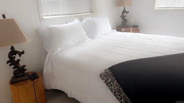 220 Mountain View Bl, Big Bear City, CA 92314