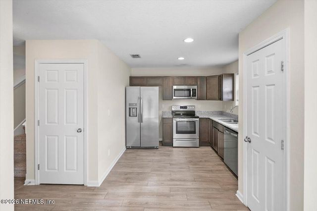 3094 JENNINGS Road, Jacksonville, FL 32218