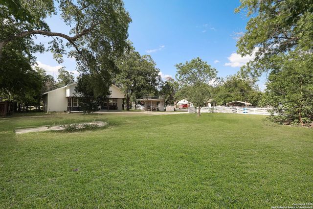 166 E HARDING BLVD, San Antonio, TX 78214