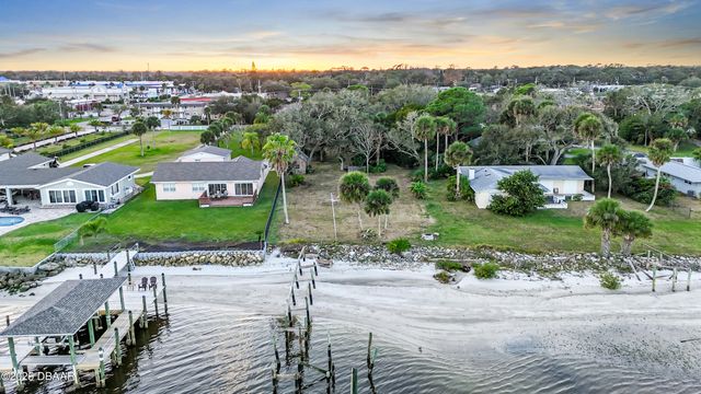 2263 S Palmetto Avenue, South Daytona, FL 32119