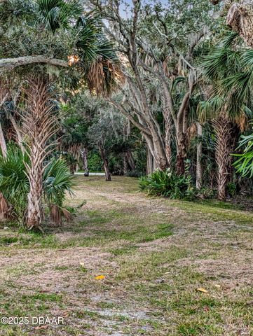 2263 S Palmetto Avenue, South Daytona, FL 32119