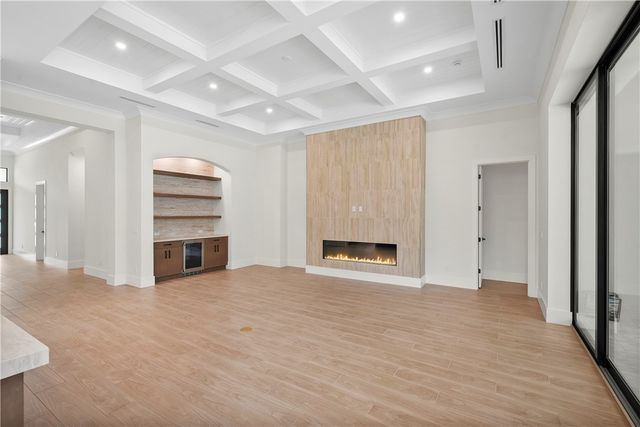 9160 Seaglass Court, Vero Beach, FL 32963