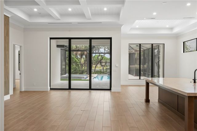 9160 Seaglass Court, Vero Beach, FL 32963