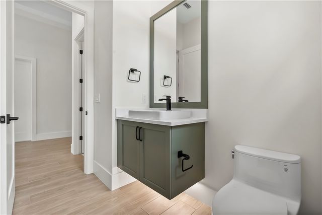 9160 Seaglass Court, Vero Beach, FL 32963
