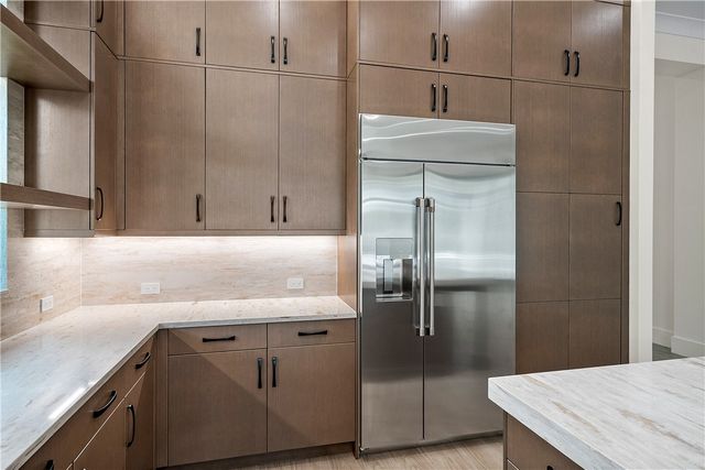 9160 Seaglass Court, Vero Beach, FL 32963