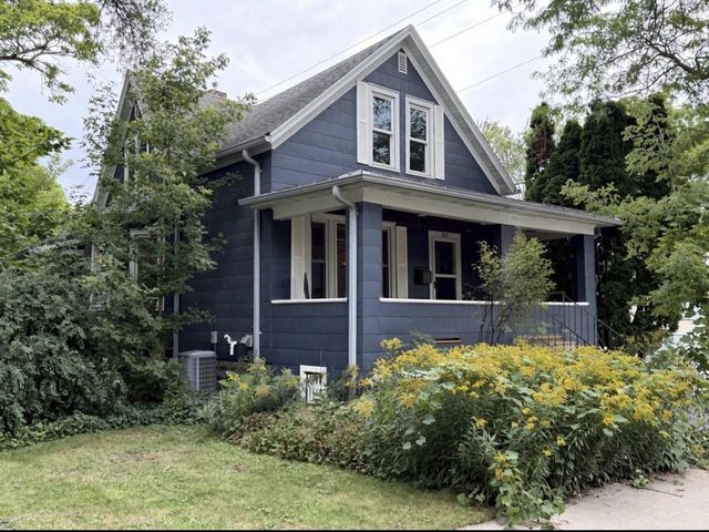 843 DOUSMAN STREET, Green Bay, WI 54303