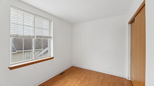 309 Emerald Court, Bolingbrook, IL 60440