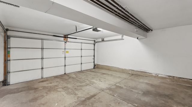 309 Emerald Court, Bolingbrook, IL 60440