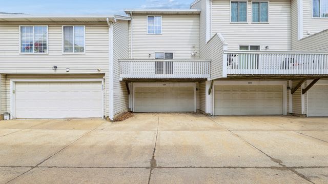309 Emerald Court, Bolingbrook, IL 60440