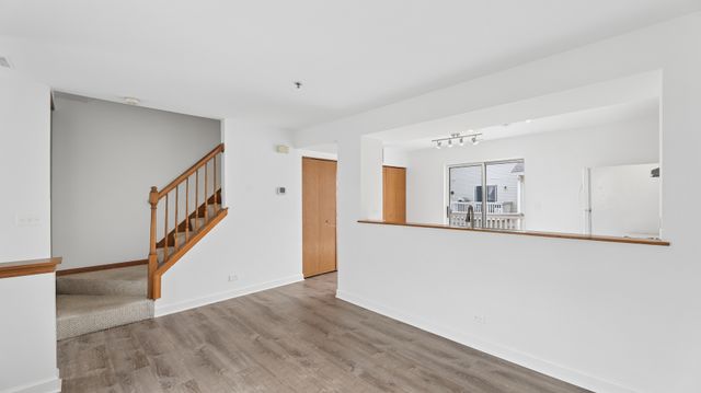 309 Emerald Court, Bolingbrook, IL 60440