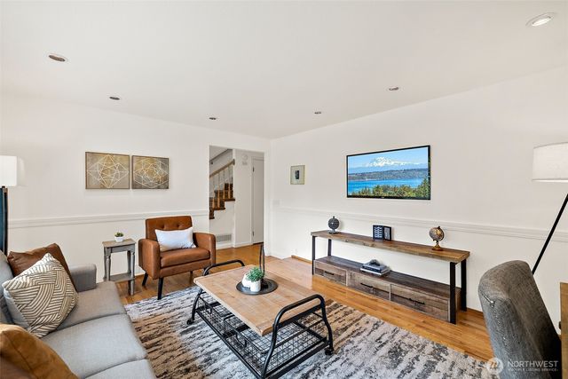 10602 NE 60th Street, Kirkland, WA 98033