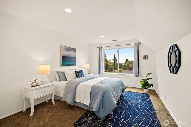 10602 NE 60th Street, Kirkland, WA 98033