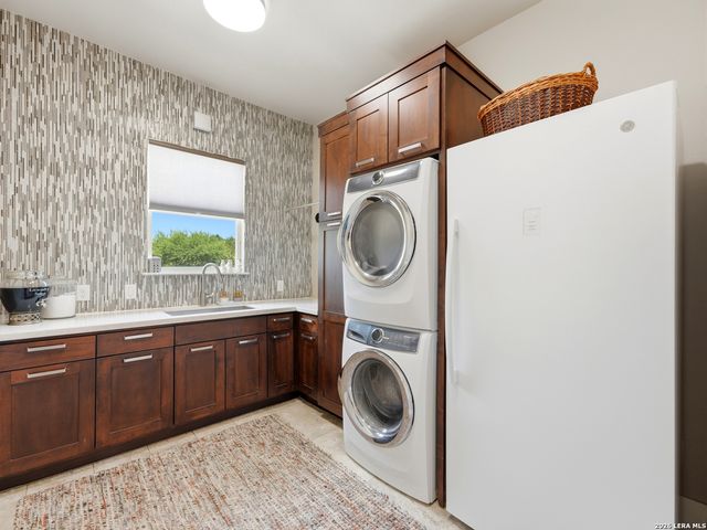 8030 Sky Vista, San Antonio, TX 78266