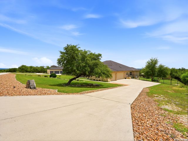 8030 Sky Vista, San Antonio, TX 78266