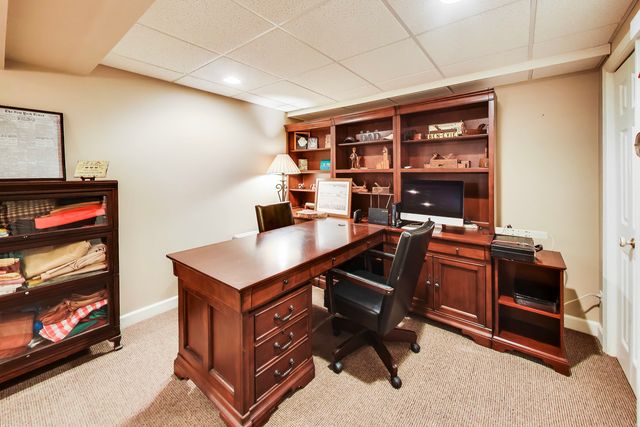 12 Warrington Drive, Lake Bluff, IL 60044