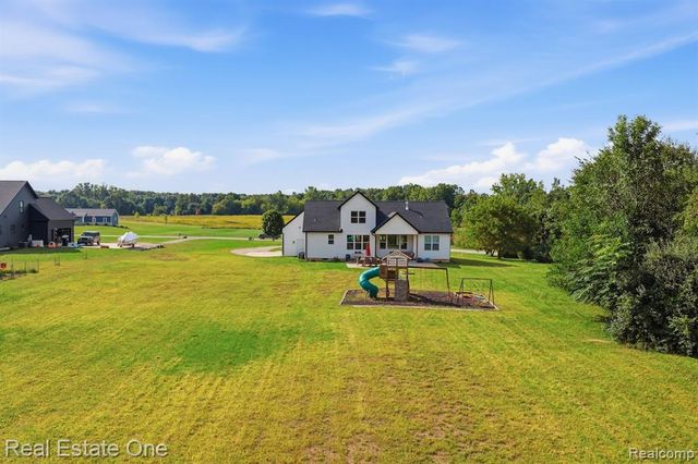 5468 Stone Garden Drive, Howell, MI 48843