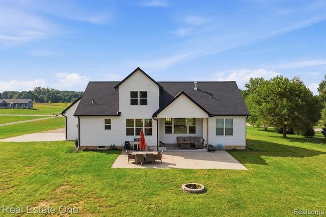 5468 Stone Garden Drive, Howell, MI 48843
