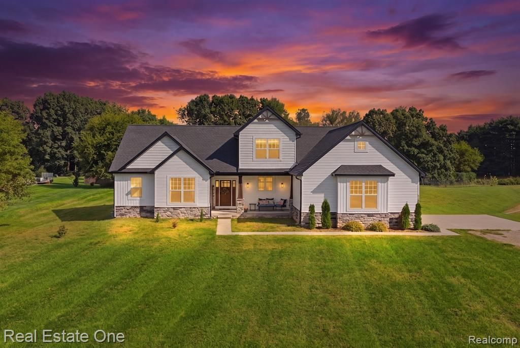 5468 Stone Garden Drive, Howell, MI 48843