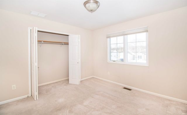 5017 Bright Angel Trail, Fort Wayne, IN 46808