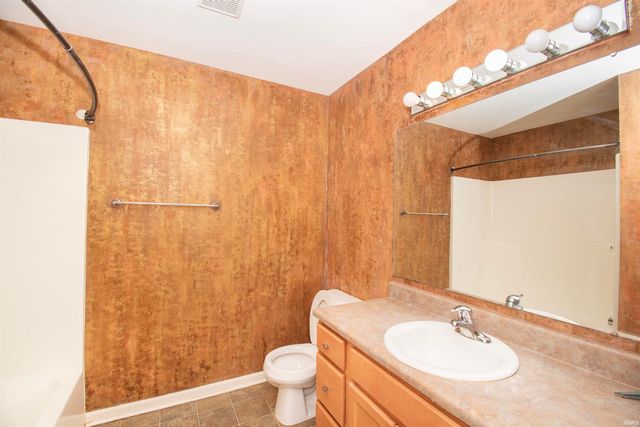 5017 Bright Angel Trail, Fort Wayne, IN 46808