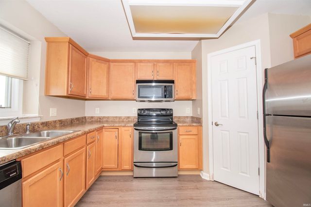 5017 Bright Angel Trail, Fort Wayne, IN 46808