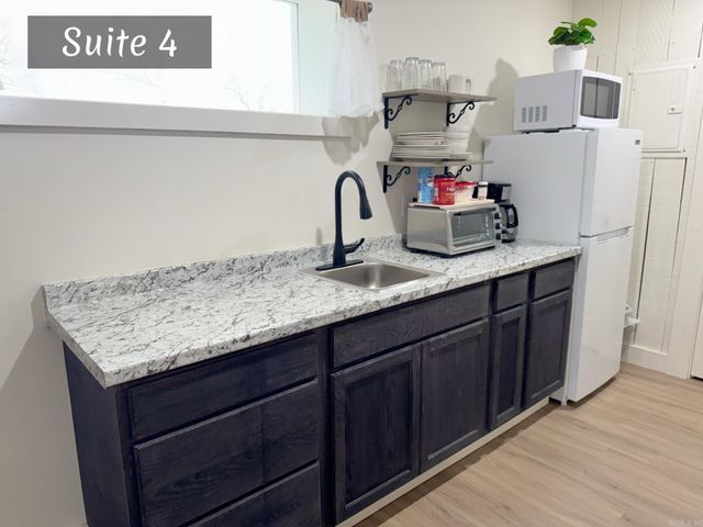 263 Jimmy Driftwood Parkway, Mountain View, AR 72560