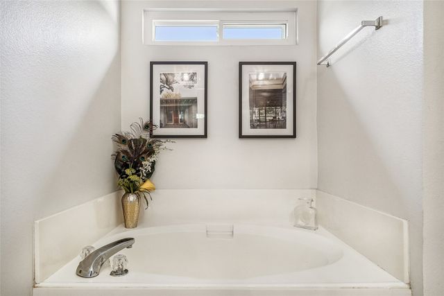 2304 Leslie Street, Denton, TX 76205