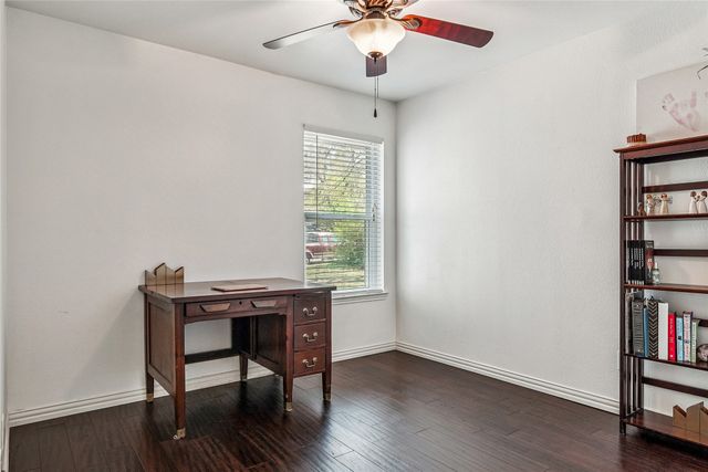 2304 Leslie Street, Denton, TX 76205