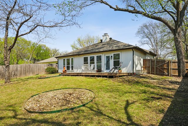 2304 Leslie Street, Denton, TX 76205