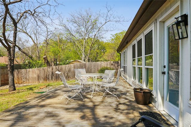 2304 Leslie Street, Denton, TX 76205