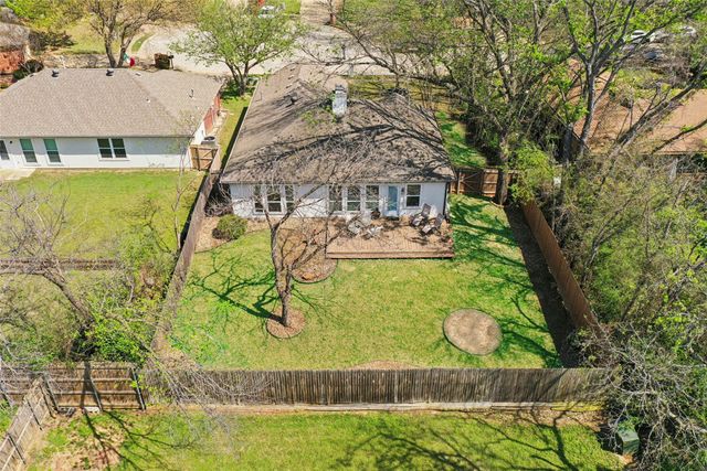 2304 Leslie Street, Denton, TX 76205