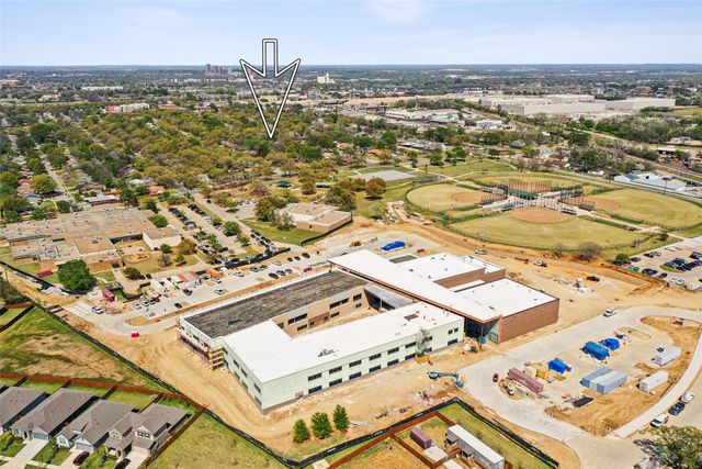 2304 Leslie Street, Denton, TX 76205