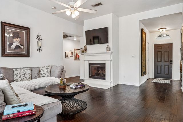 2304 Leslie Street, Denton, TX 76205