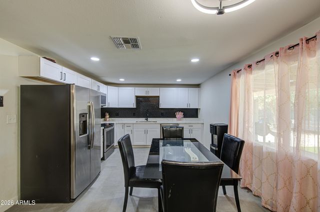 6126 W ENCANTO Boulevard, Phoenix, AZ 85035