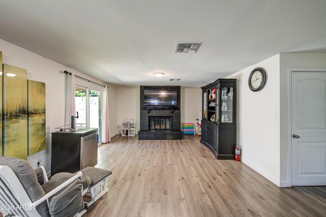 6126 W ENCANTO Boulevard, Phoenix, AZ 85035