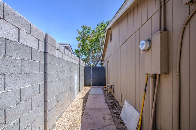 6126 W ENCANTO Boulevard, Phoenix, AZ 85035