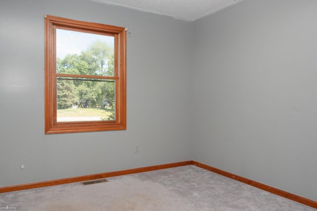 3083 Meadow Brook Drive, Owosso, MI 48867