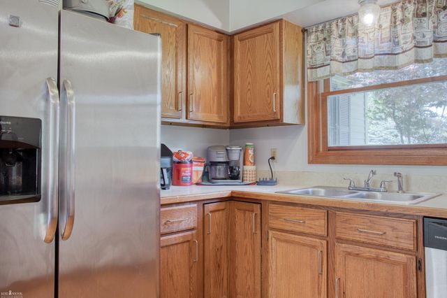 3083 Meadow Brook Drive, Owosso, MI 48867
