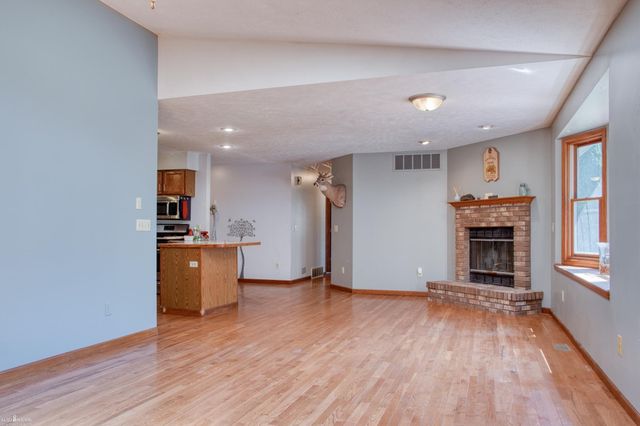 3083 Meadow Brook Drive, Owosso, MI 48867