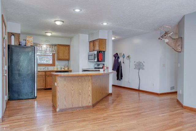 3083 Meadow Brook Drive, Owosso, MI 48867