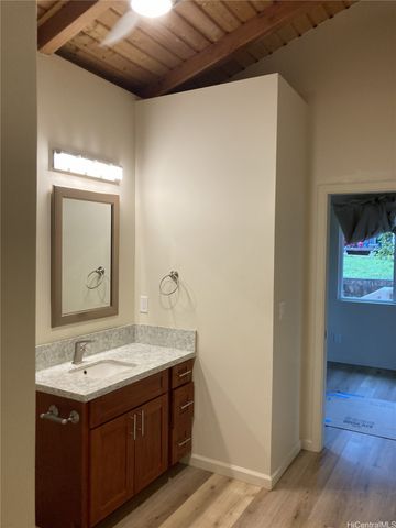 99-633 Aiea Heights Drive, Aiea, HI 96701