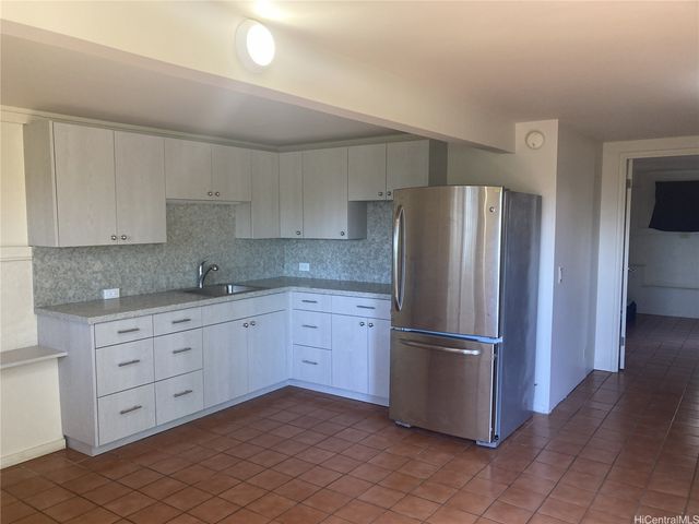 99-633 Aiea Heights Drive, Aiea, HI 96701